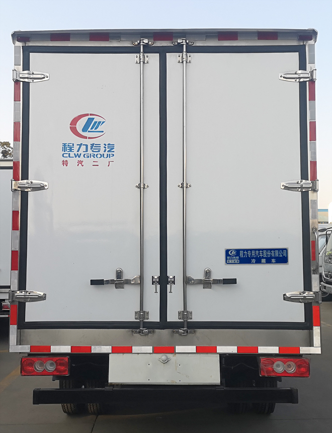 程力威牌CLW5040XLCB6型冷藏車(chē)